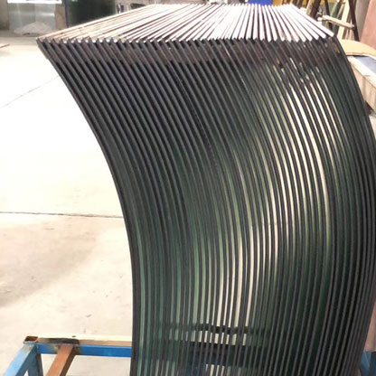 不等弧-電動(dòng)車(chē)前擋風(fēng)鋼化玻璃